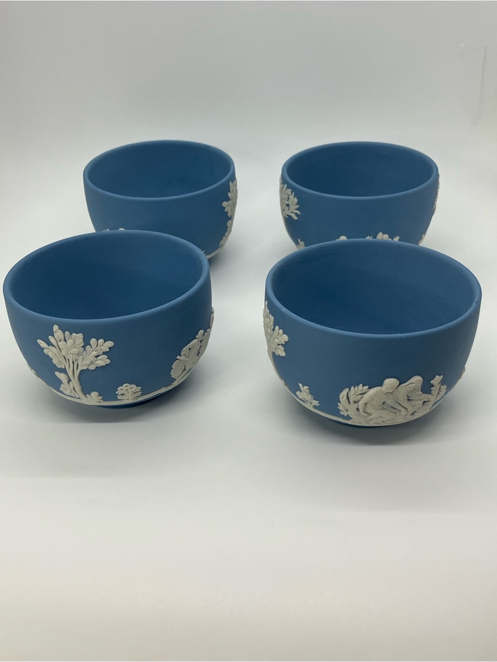 Vtg Wedgwood Blue Jasperware Set of 4 Small Round Open Pots Match Holders - Picture 3 of 13